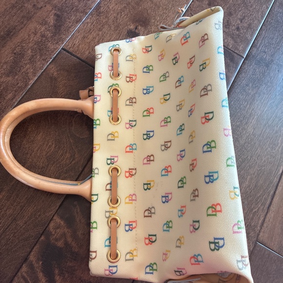 Honey and Burke canvas print purse - Picture 2 of 5